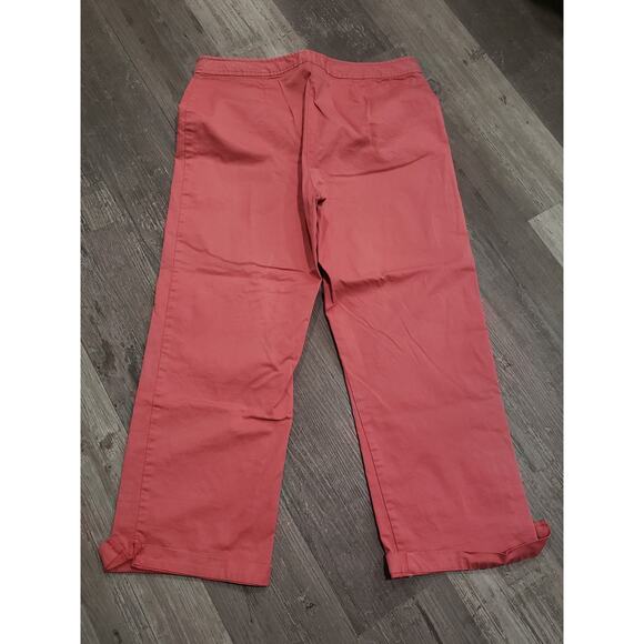 JH Collectibles Stretch Coral / Pink Stretch Capri Slacks / Pants | Size 12 - Picture 3 of 6